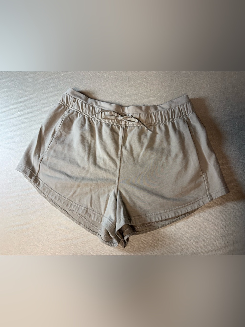 Lululemon Inner Glow High Rise Short 3” - Picture 2 of 6